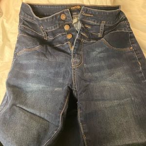 High waisted skinny jeans